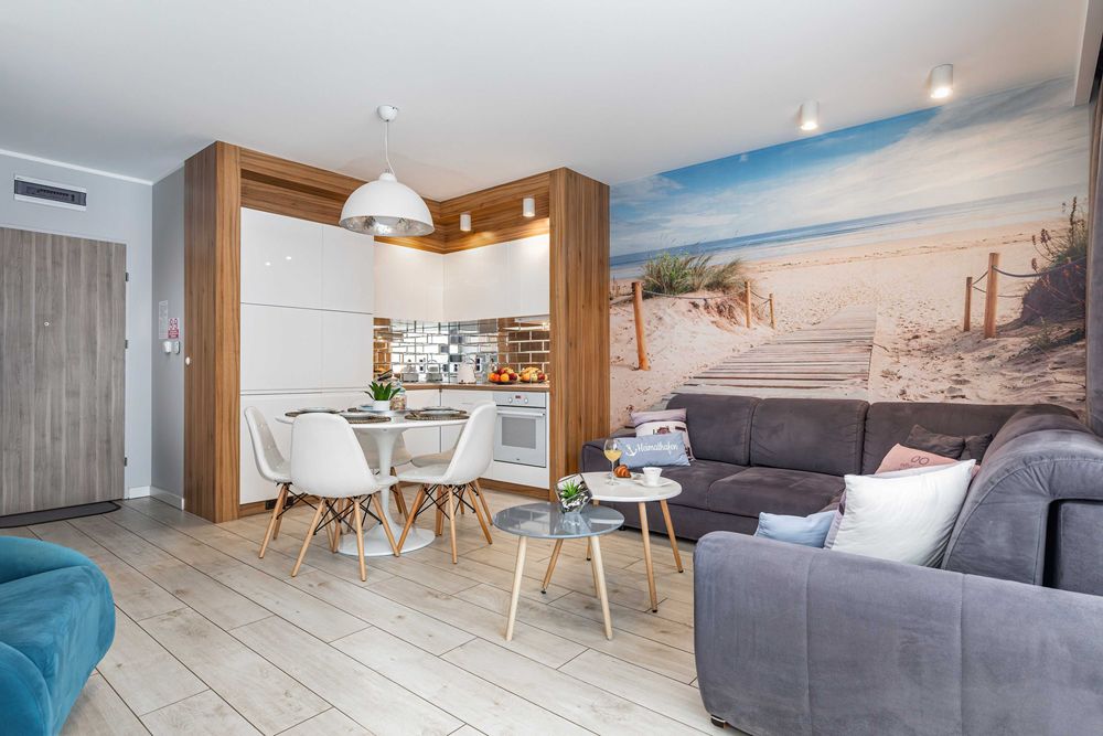 Apartament 4 osobowy z widokiem na morze REWAL WOLNE NOCLEGI
