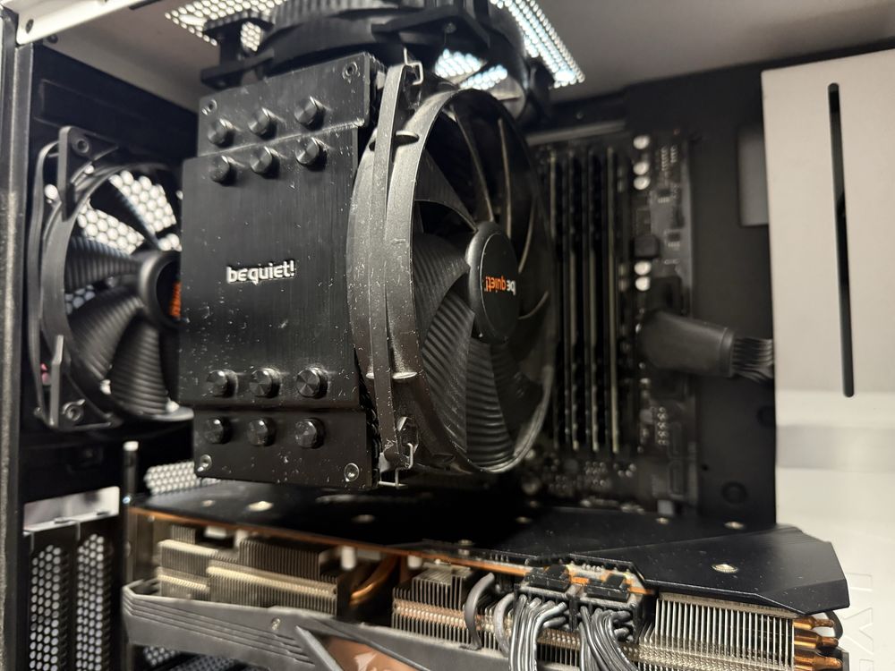 PC Gamingowy Ryzen 5 Msi x570 rtx 3060ti 32GB Ram WiFi