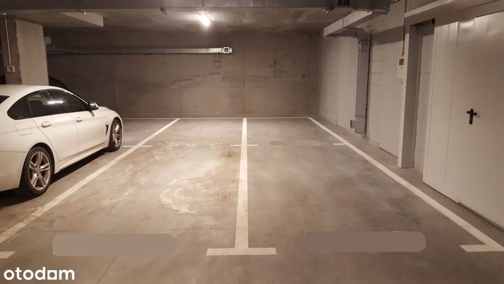 Miejsce postojowe dla samochodu sporadycznie używanego.Żoliborz,sPlace