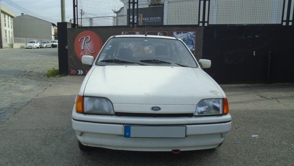 Para Peças Ford Fiesta Caixa (Fvd)