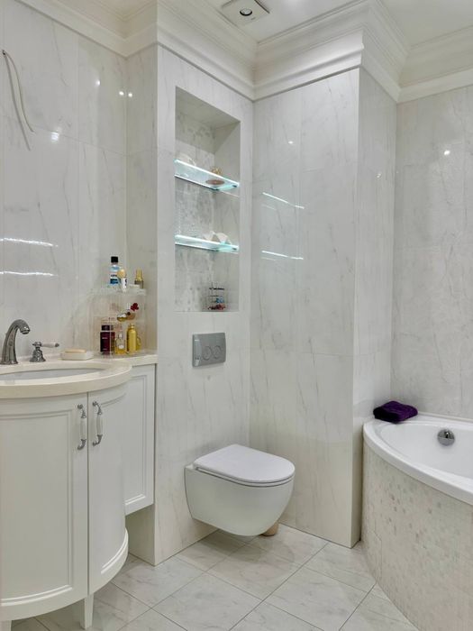 Продаж ЖК « Акварєль» , ЖМ Перемога