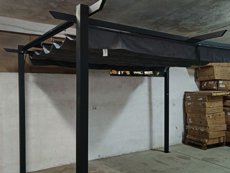 Pawilon wolnostojący. Zadaszenie na ogród, altanka. Namiot ogrodowy.