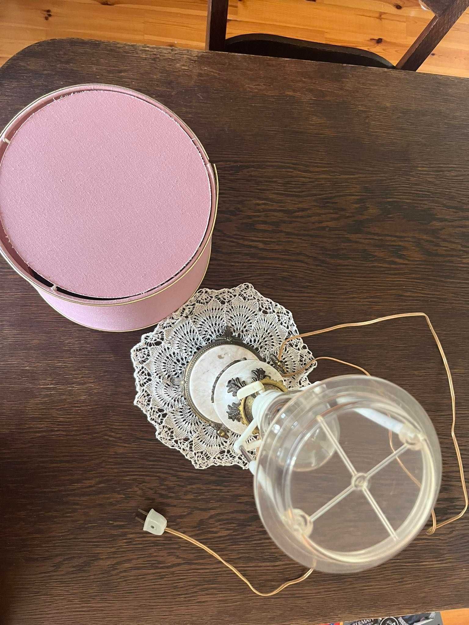 Lampa dekoracyjna - może antyk