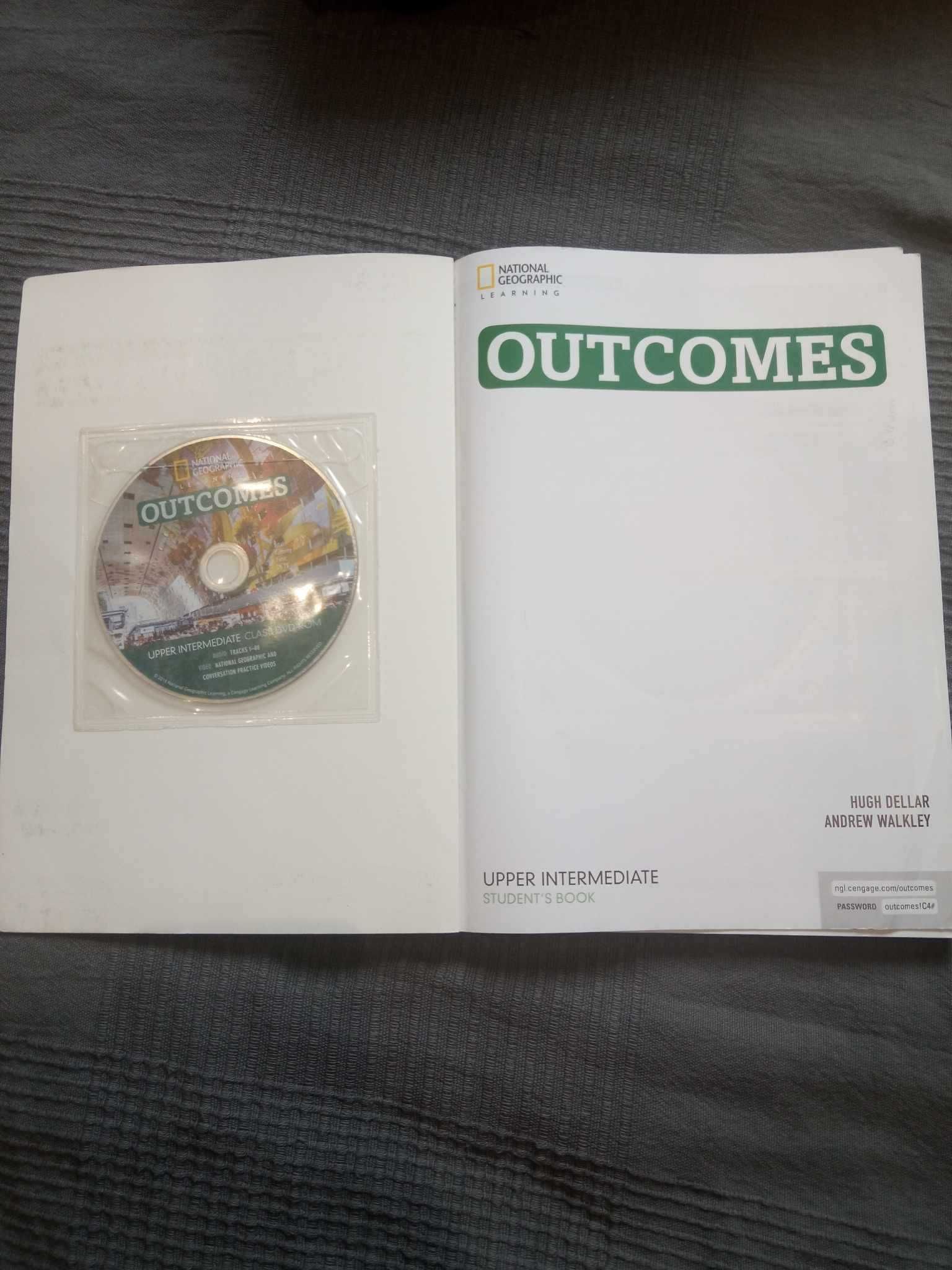 Outcomes Upper-Intermediate Student's Book + DVD