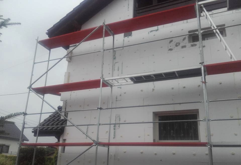 Wynajem sprzedaż rusztowań  osuszaczy drabin dekarskich itd