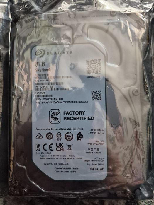 Sprzedam dysk seagate st8000vx010