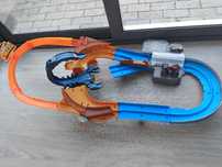 Pista hotweels monster truck