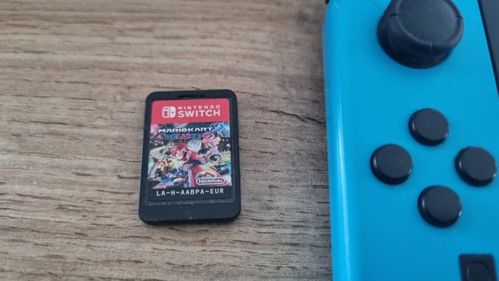 Nintendo switch v2 full pakiet + gra