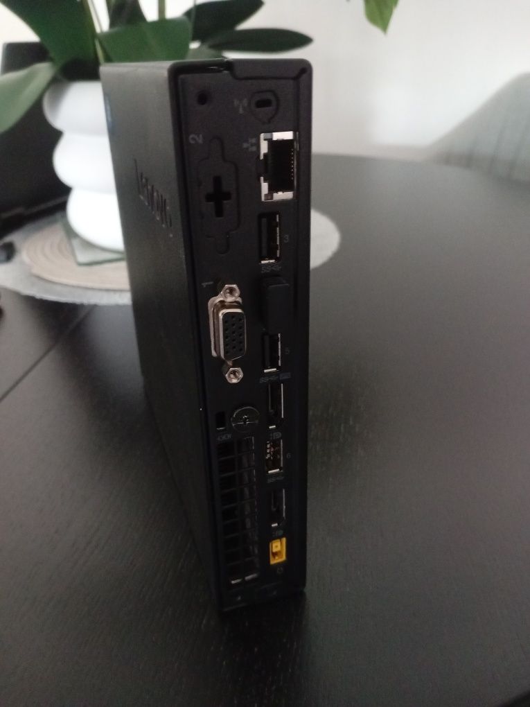 LENOVO ThinkCentre M710q 8gb Ram Impecável Windows 11 Pro C/SSD