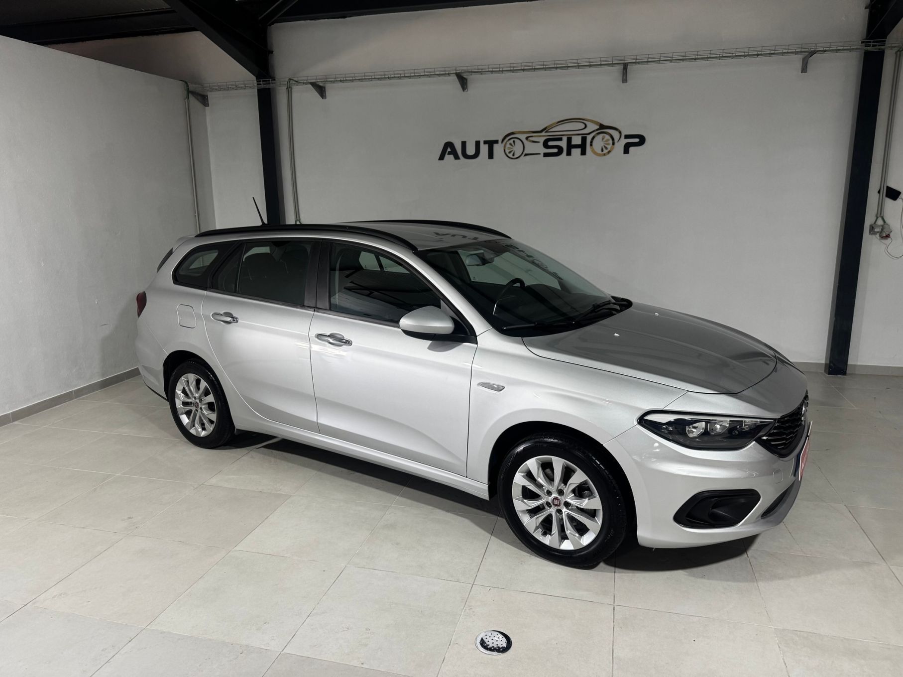 Fiat Tipo Station Wagon 1.3 M-Jet Lounge Tech