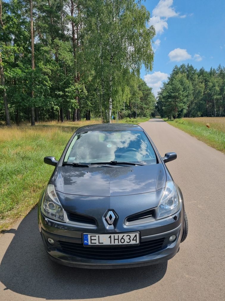 Renault Clio 1.6 benzyna klimatronik podsw. zakrętów