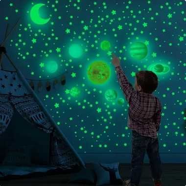 Zestaw 525szt. naklejek świecących na ścianę planety gwiazdy dekoracja