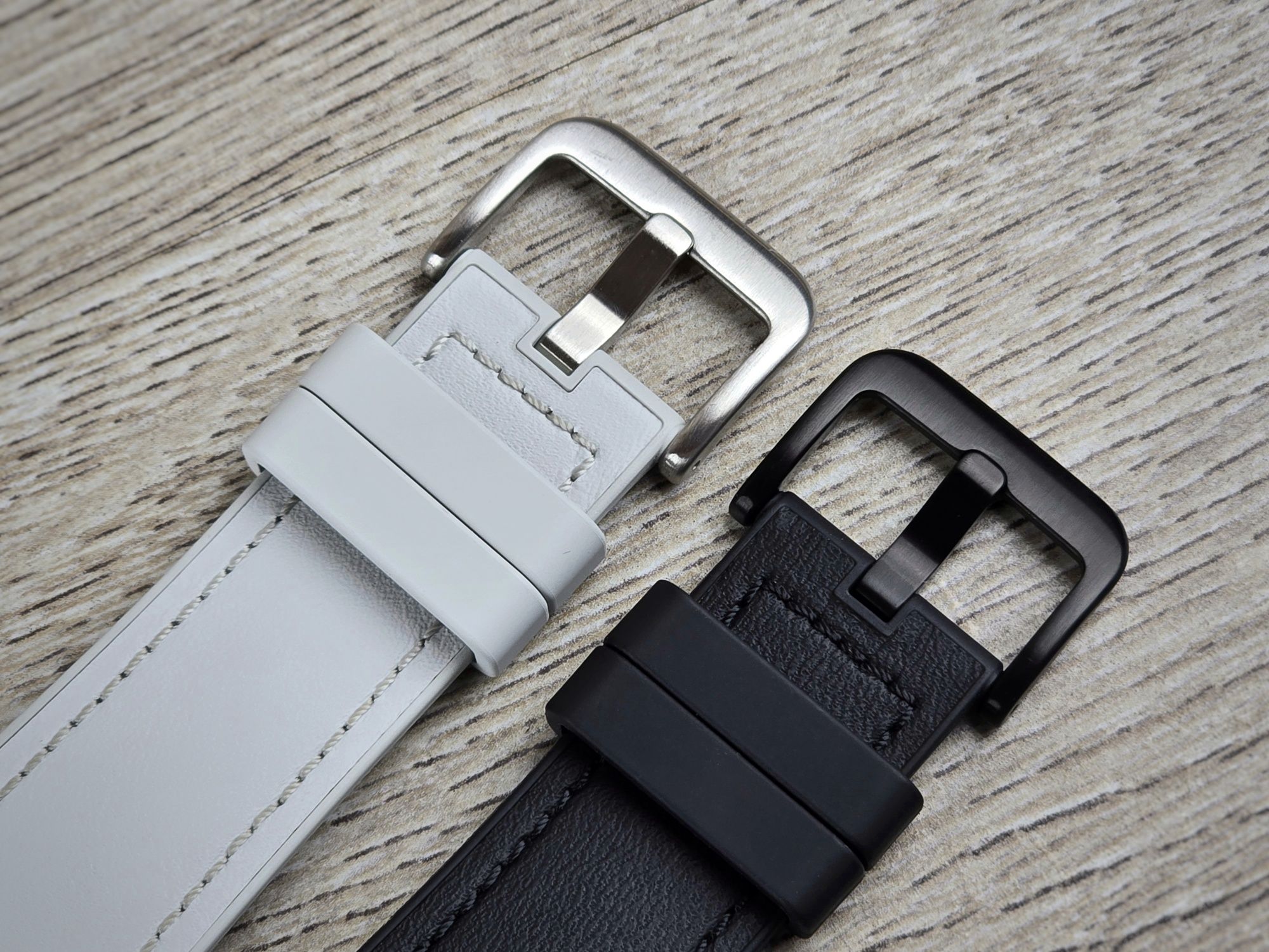 Шкіряний ремінець Samsung Hybrid Eco-Leather Band One-Click (ET-SHR96)