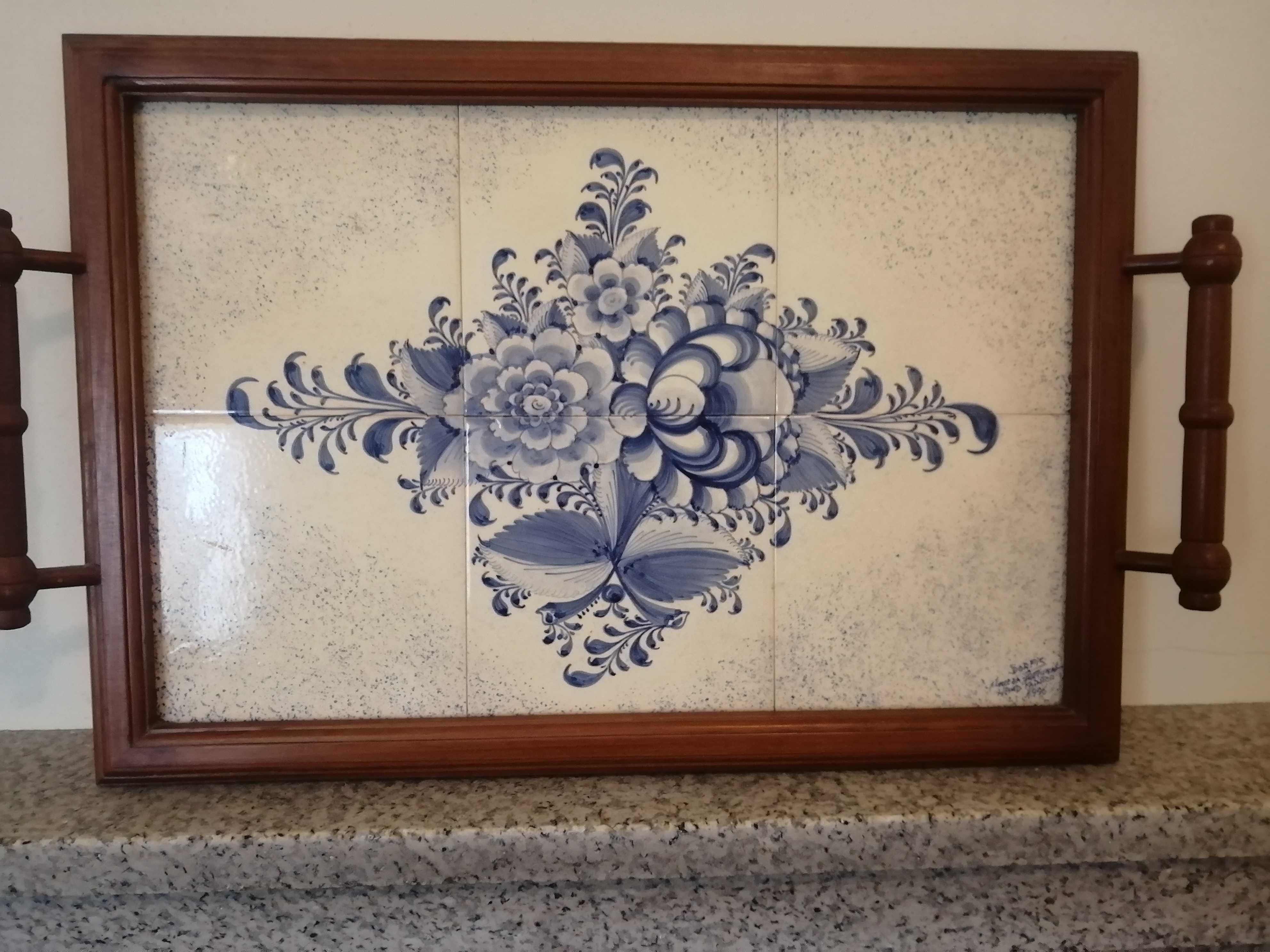 Tabuleiro de azulejos