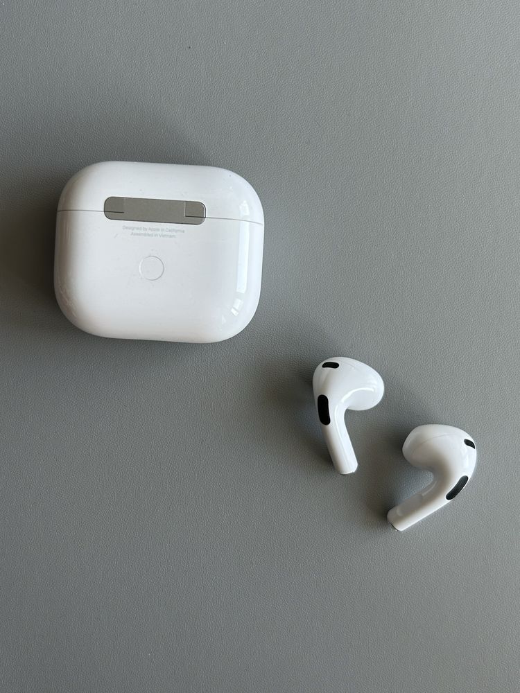 AirPods 3 (оригінал) – з кейсом, дротом, коробкою, чохлом