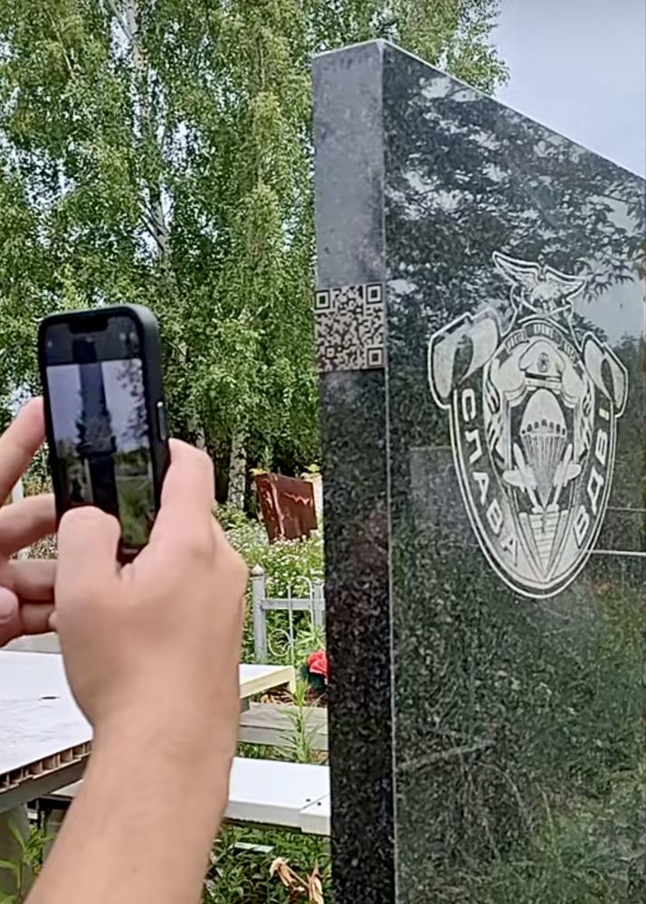 Гранітні пам’ятники воїнів ЗСУ гранит полимер фото стекло керамика