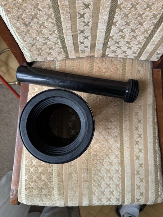 Grohe. Впускна і випускна труба для підвісного унітазу