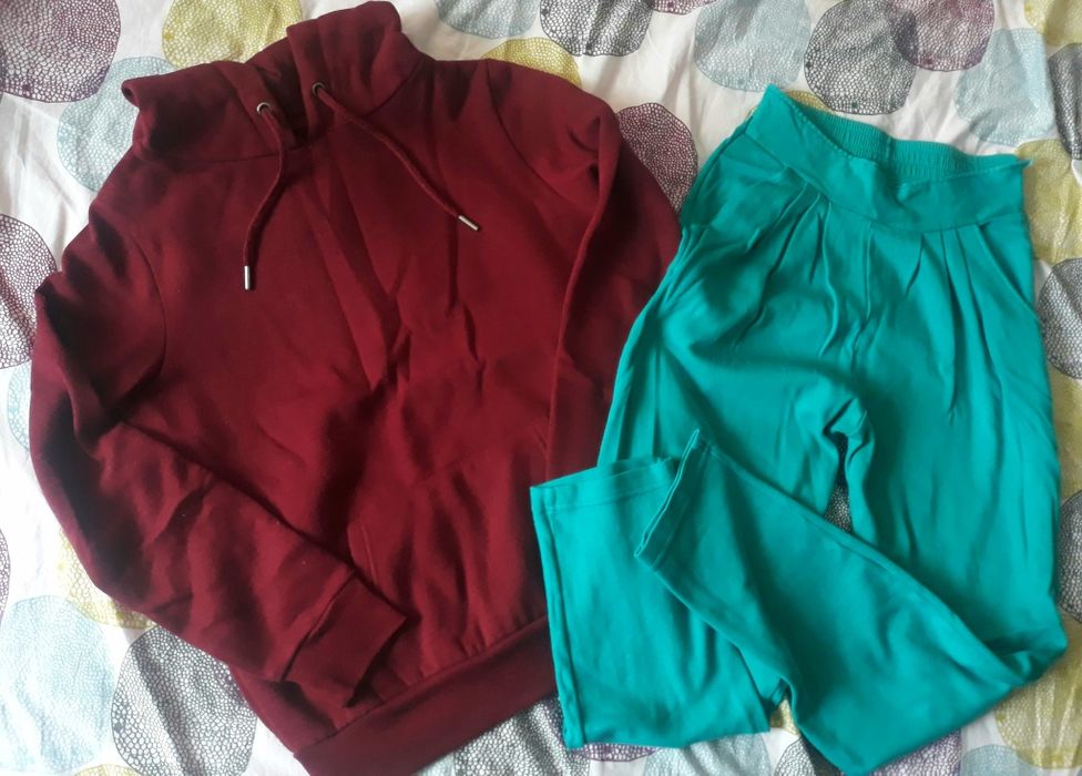 Spodnie dresowe i bluza z kapturem 164 zestaw [4]