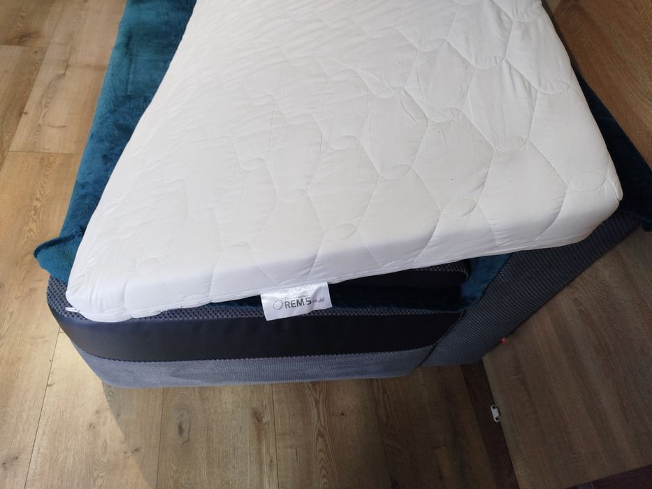 Materac z pokrowcem 190x90x9 tanio