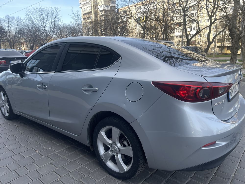 Mazda 3 2018 мазда