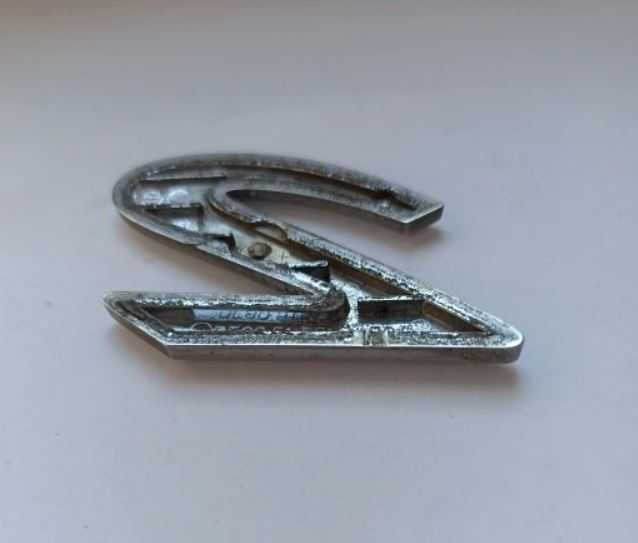 Napis emblemat  Mazda 2 02-07r