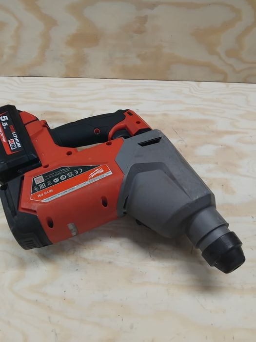 Milwaukee M18 FH młotowiertatka z akumulatorem 5,5Ah