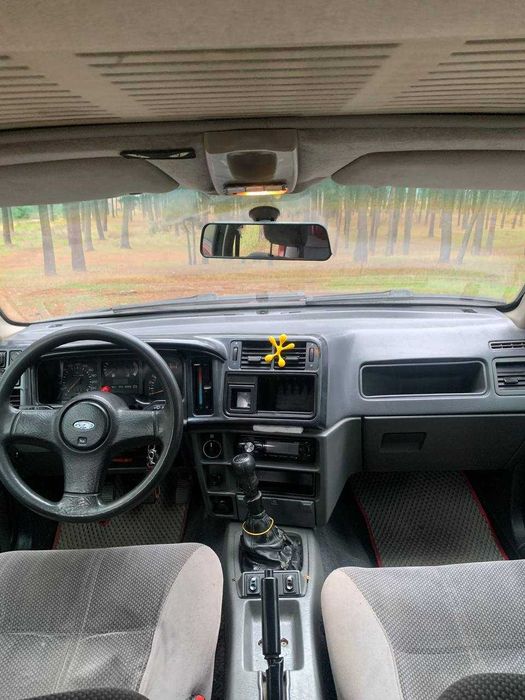 Ford Sierra 2.0 dons