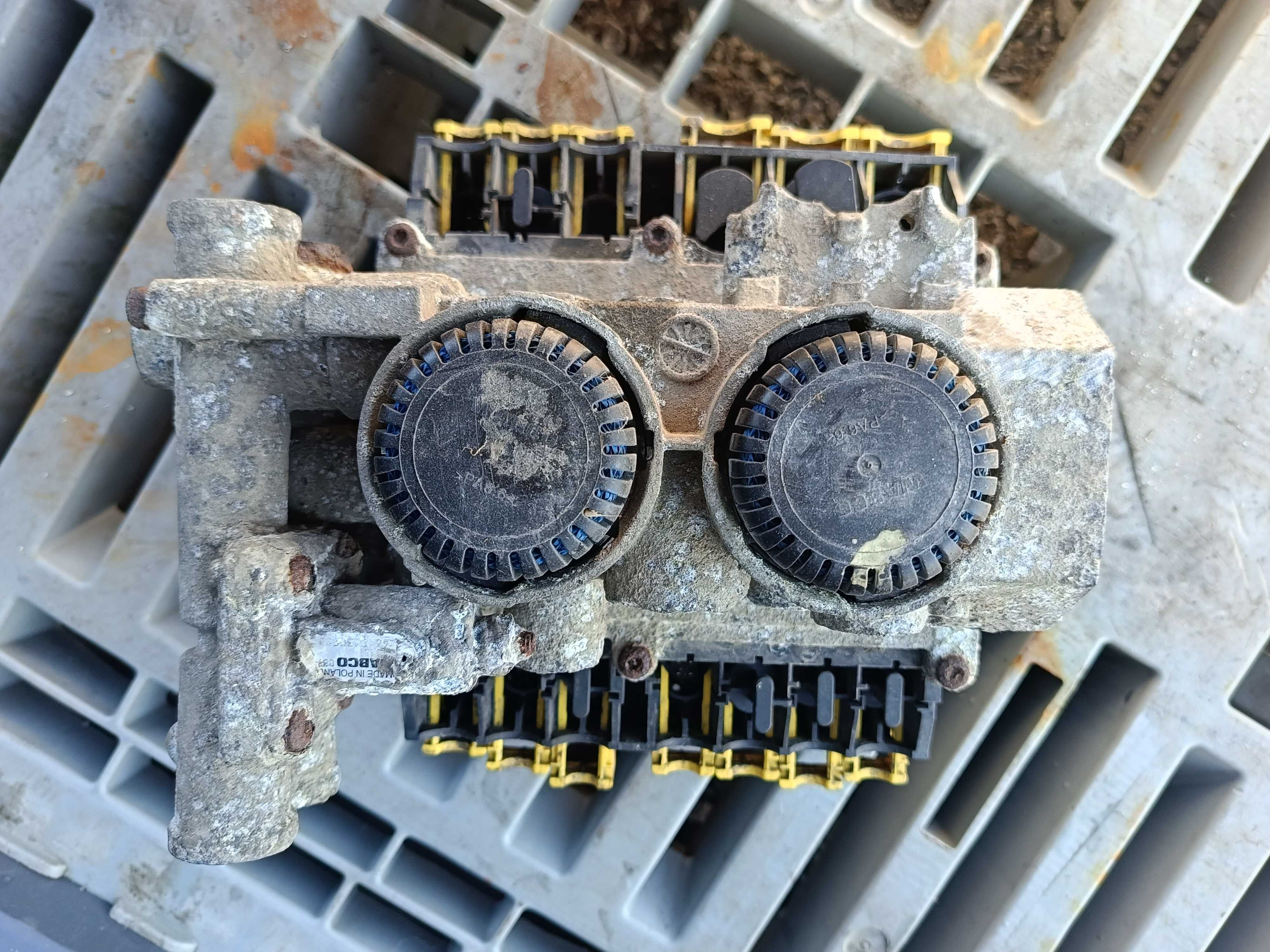 Modulator EBS ABS naczepy WABCO uszkodzony