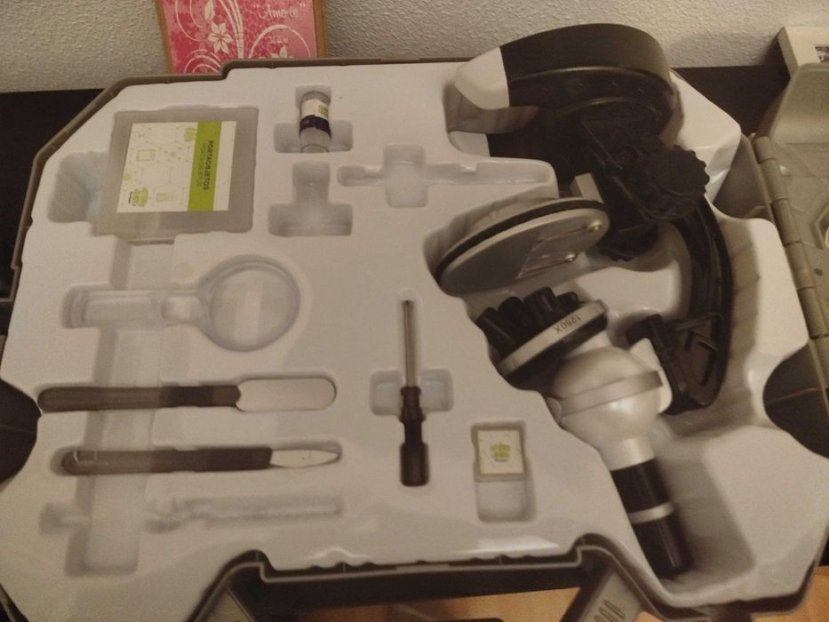 Microscópio do El Corte inglês