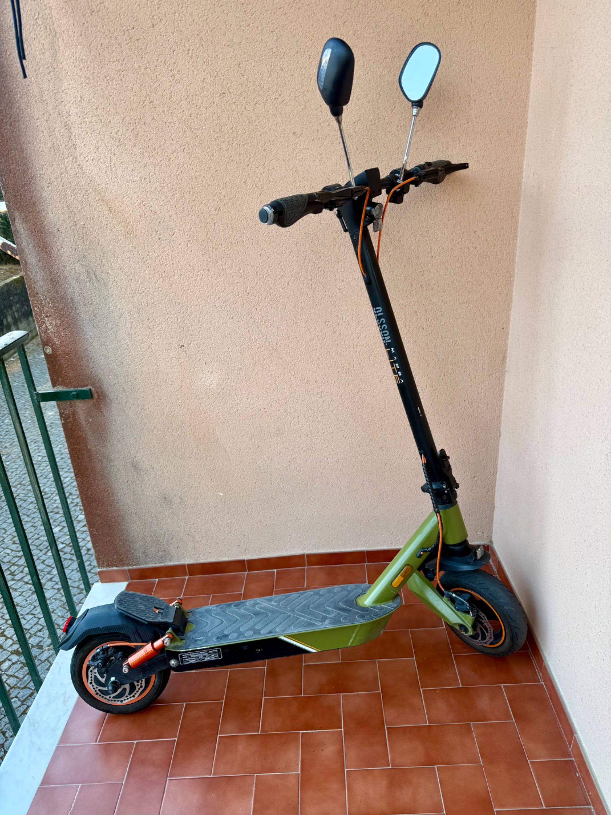 Trotinete ollson mamba elite