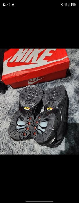 Sapatilhas Nike Pretas - Ler descrição!