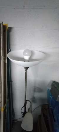 Lampa stojąca -dwa źródła światła
