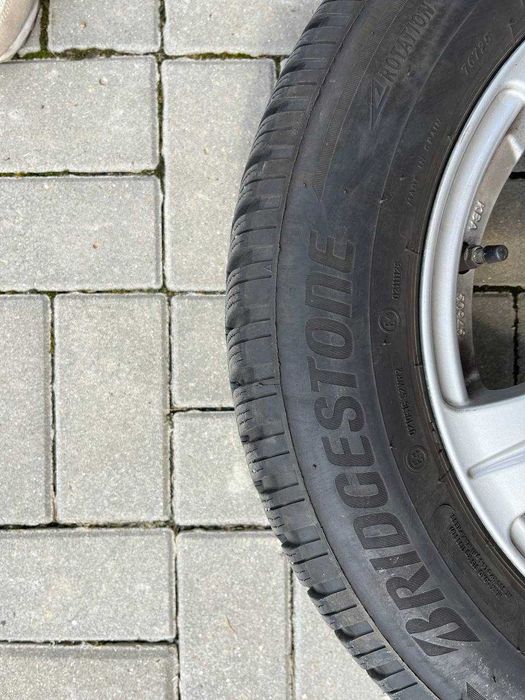 Продам комплект дисків Р15 з резиною 195х65х15