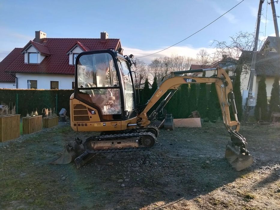 Caterpillar CAT 301.7D  minikoparka CAT 301.7D 2018 2T pierwszy właściciel 3 ŁYŻKI poziomowana