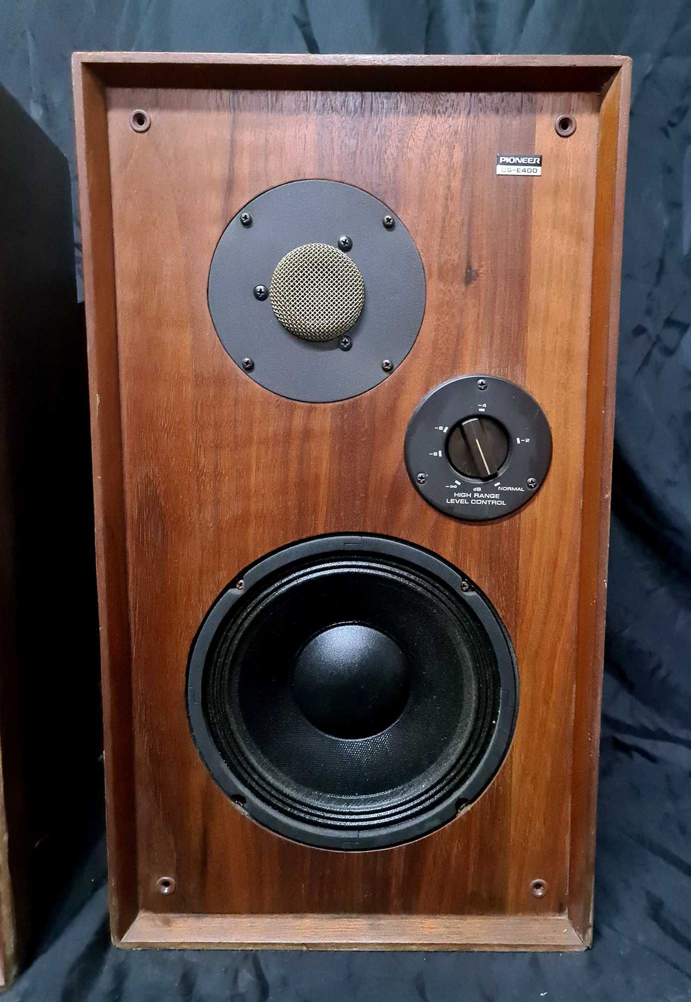 Colunas Pioneer CS-E400