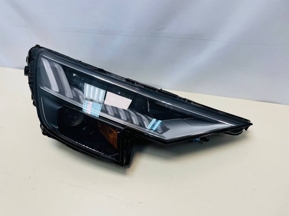 Фара оптика Audi q8 full led matrix USA новая оригинальная trade in