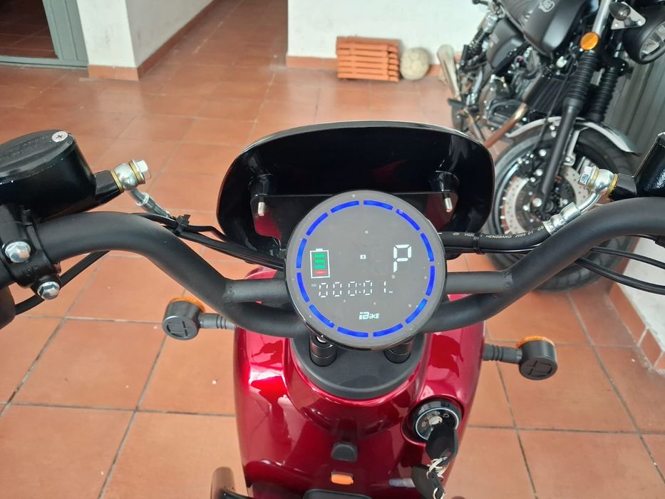 Moto eléctrica  nova
