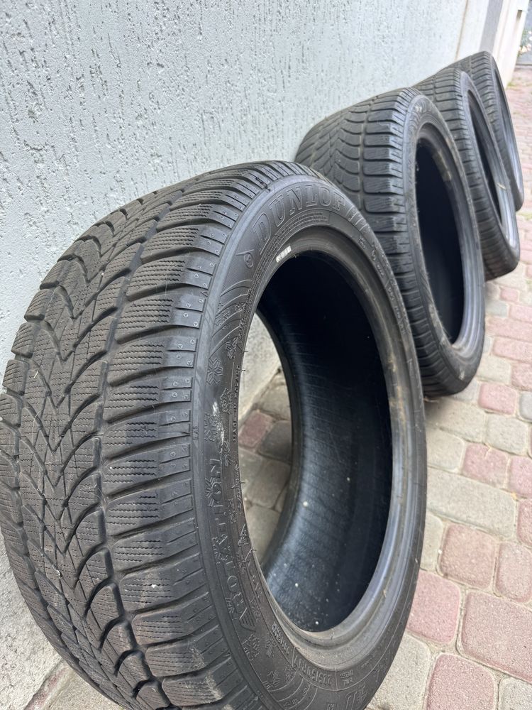 Шини Dunlop SP Winter Sport 4D зима 225/50 R17