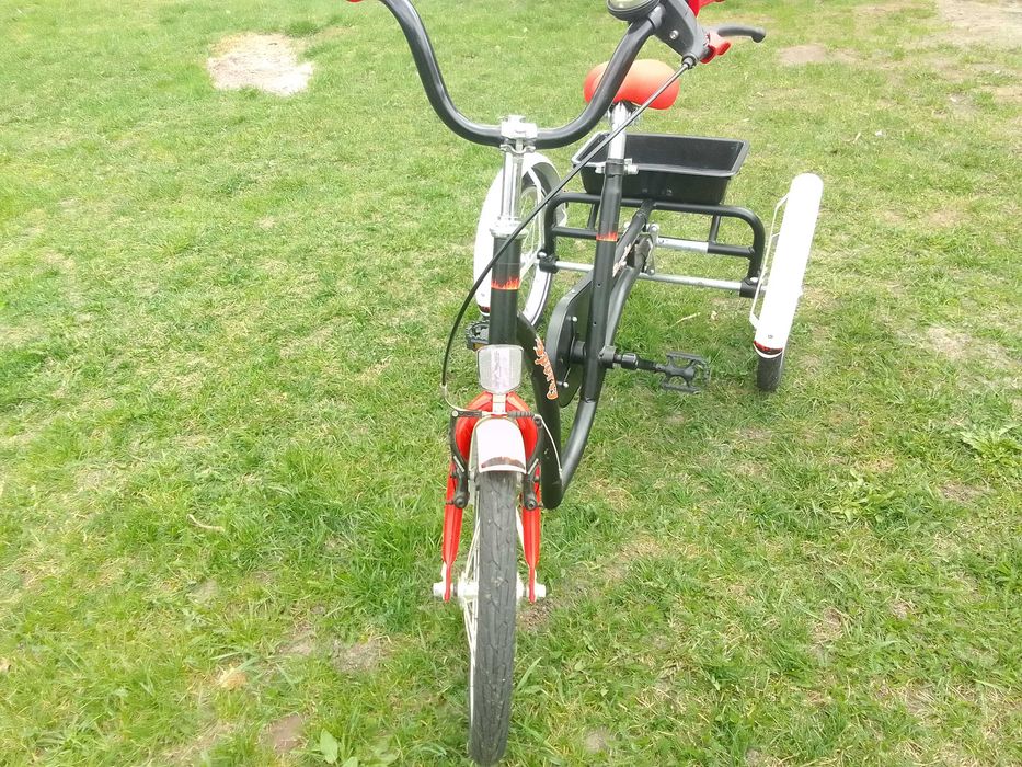 Sprzedam rower trójkołowy rehabilitacyjny dla chłopczyka
