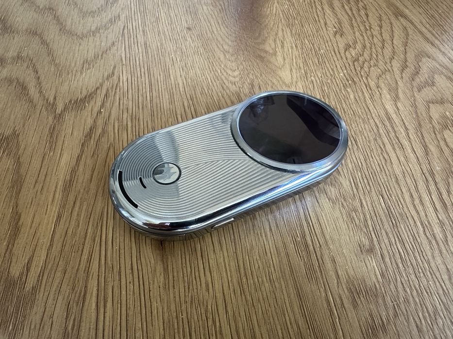 Motorola AURA новое состояние