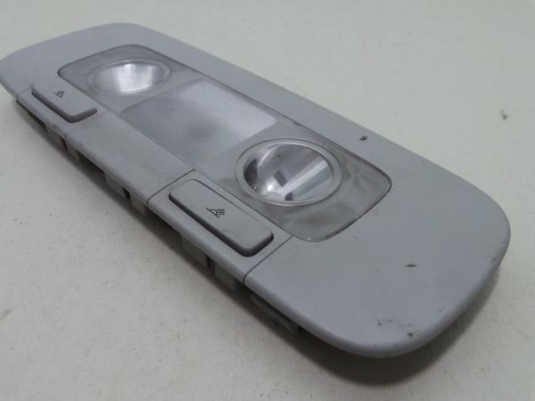 Plafonier frente VOLKSWAGEN Passat (3C2)