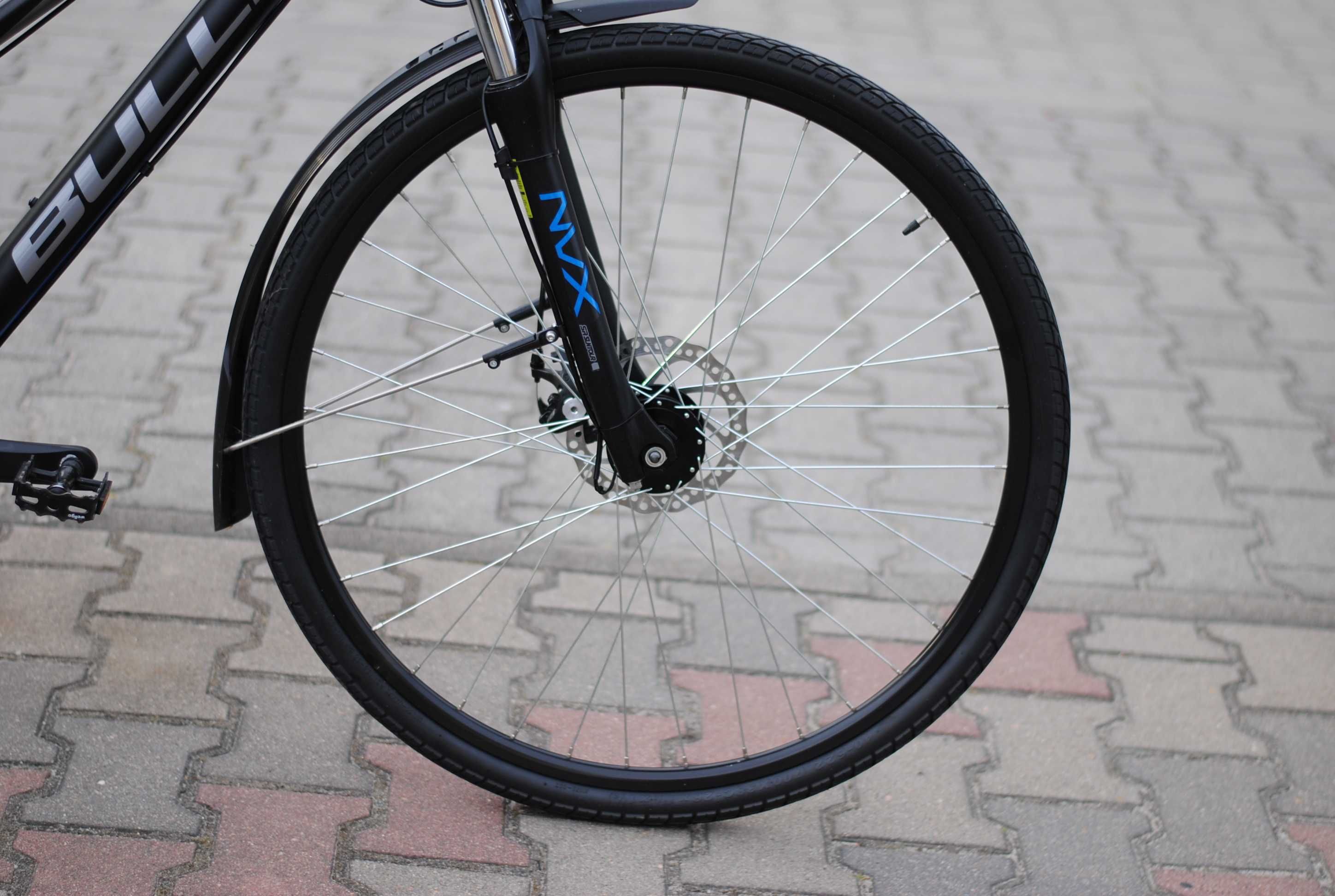 Crossowy rower firmy Bulls Cross Street osprzęt shimano, tarcze