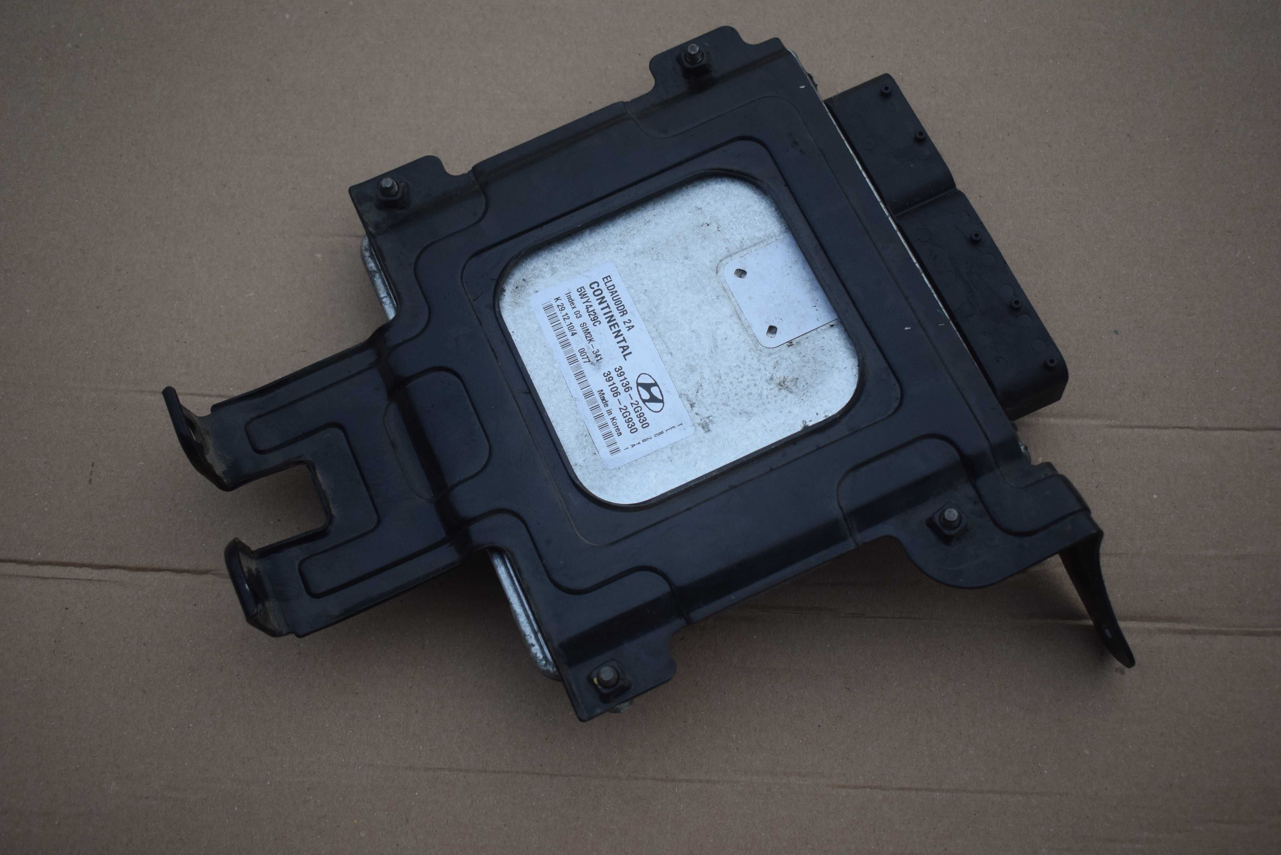 komputer silnika HYUNDAI  IX35 2.0 GDI BENZYNA 11R.39136-2G930