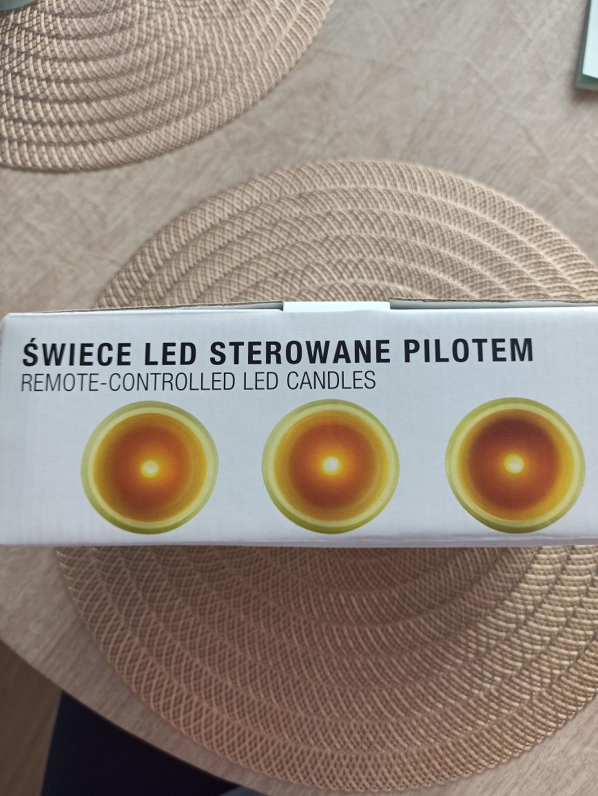 Świece Led sterowane pilotem 3 szt.