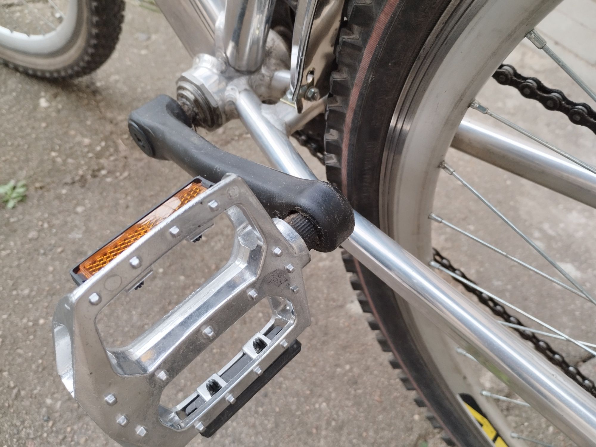 Rower aluminiowy chrom 24 całe shimano