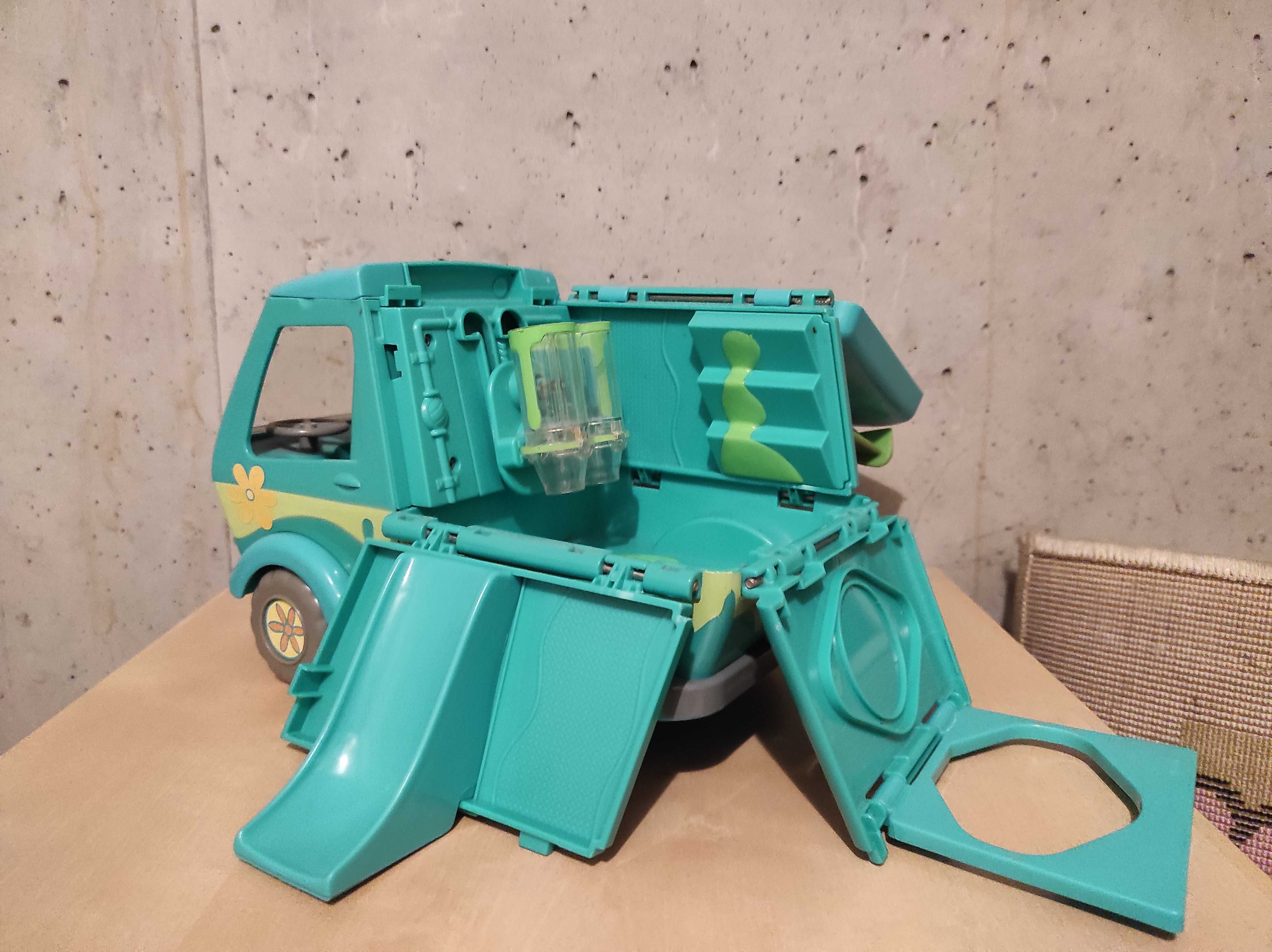 Scooby-Doo auto Mystery Machine + 5 figurek