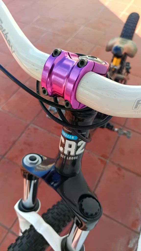 Dirt Jump Saracen Amplitude CR2