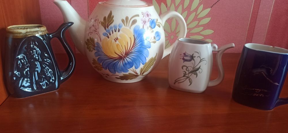 Керамический чайник.