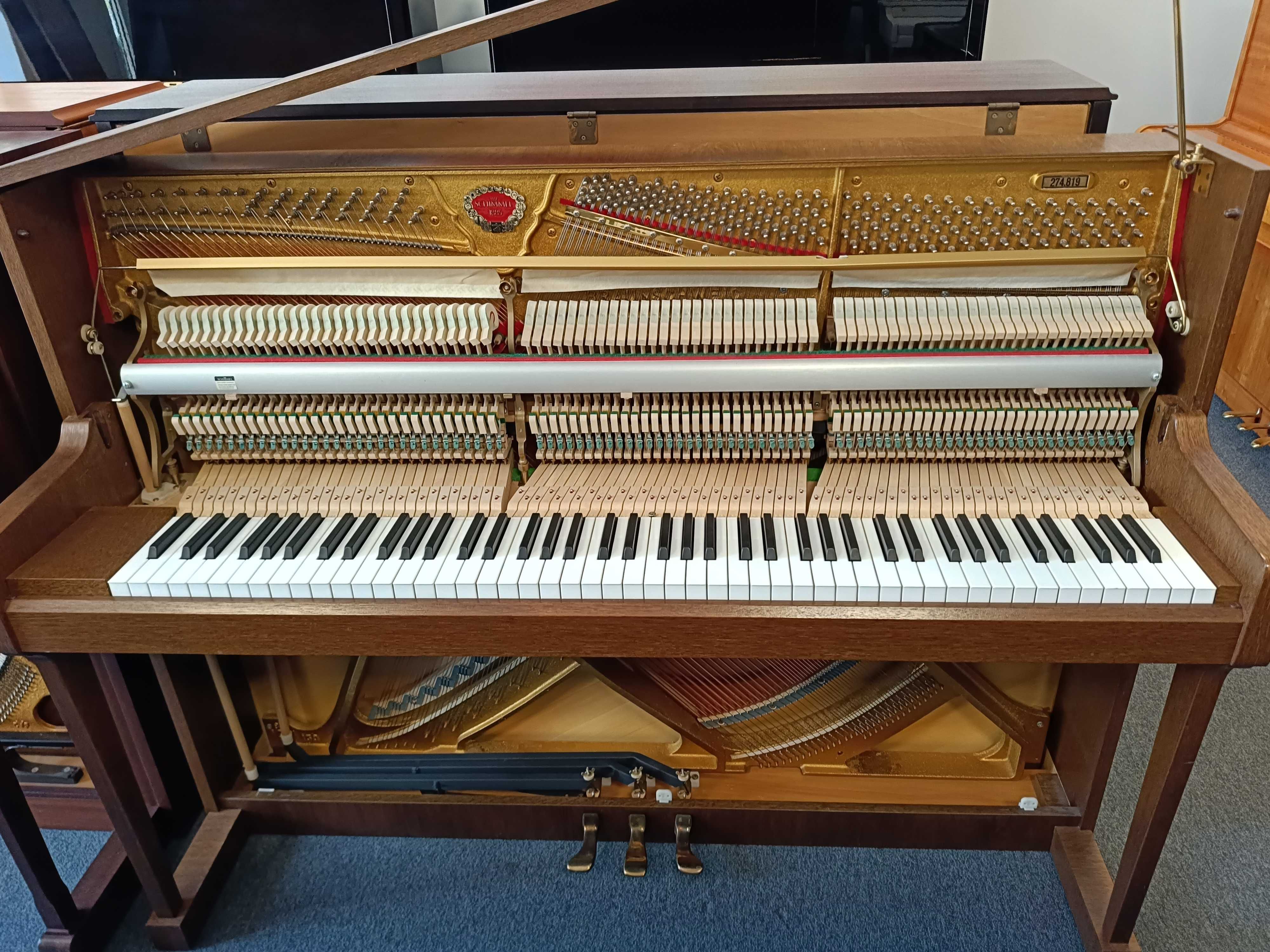 Eleganckie pianino Schimmel – niemiecka jakość