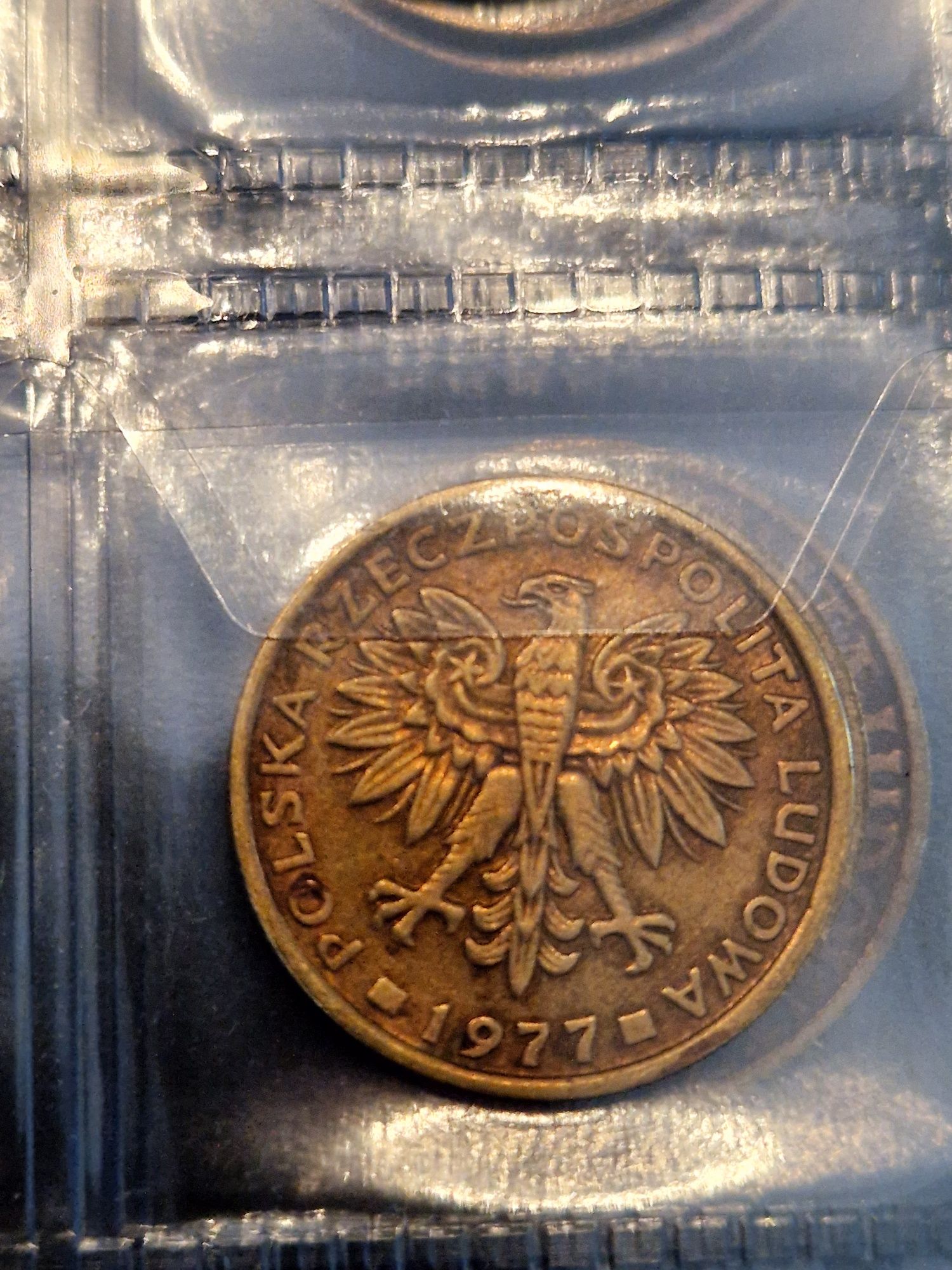 Moneta 2 zlote PRL z 1977 mosiądz bez znaku mennicy